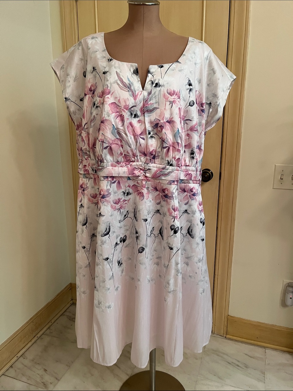 ESHAKTI Party Event Guest Pink Floral Cap SV Split V-Neck Waist Detail Dress 26W